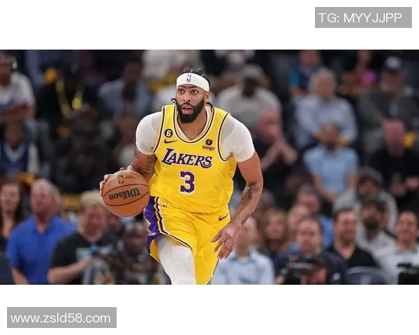 戴维斯调侃三状元合照比1的手势只有我拿过大学冠军