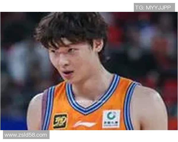 和双小外配合来电!王哲林:主动适应他们球路,慢慢寻找配合感觉 和双小外配合来电!王哲林:主动适应他们球路,慢慢寻找配合感觉